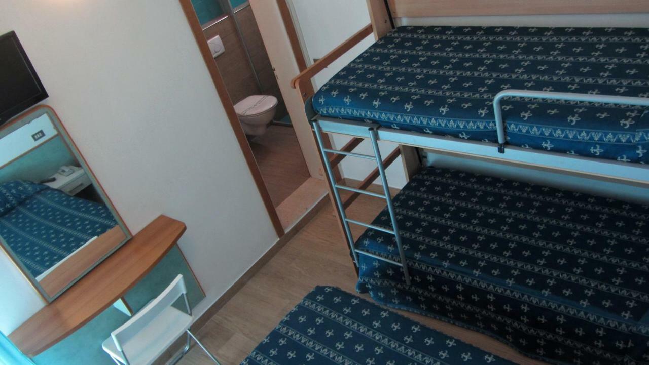 Hotel Sorriso - Molto Piu Di Una Stella Riccione Dış mekan fotoğraf